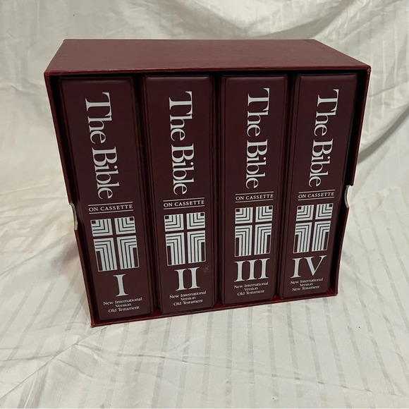 The Bible On Cassette New International Version Old Testament - Picture 1 of 16